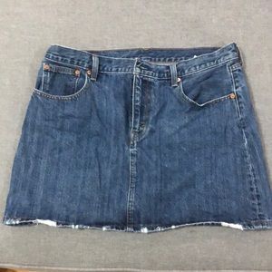 LEVI’S JEAN SHORT SKIRT